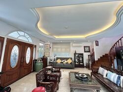 First Avenue (D10), Detached #462109081